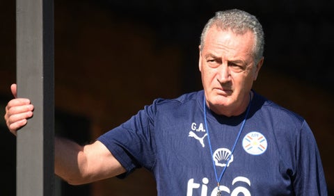Gustavo Alfaro, entrenador de Paraguay