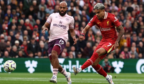 Luis Díaz con Liverpool