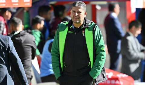 Óscar Villegas, entrenador boliviano