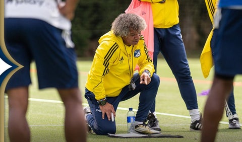 Alberto Gamero, técnico colombiano