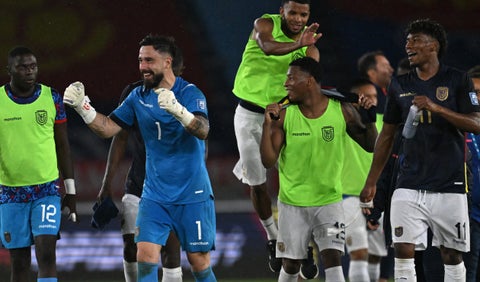 Hernán Galíndez, Ecuador