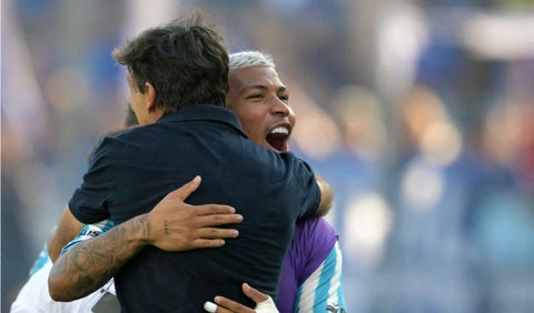 Roger Martínez con Racing