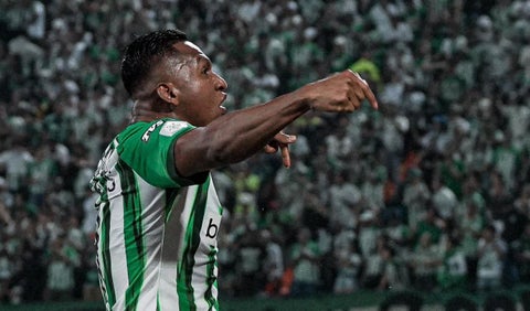 Alfredo Morelos, Nacional