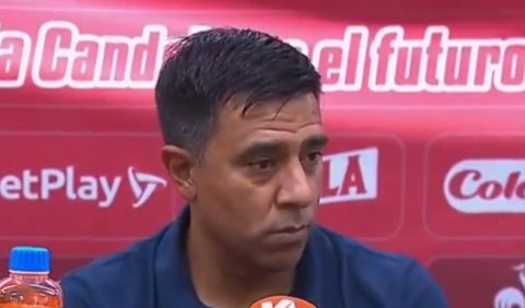 César Farías, Junior