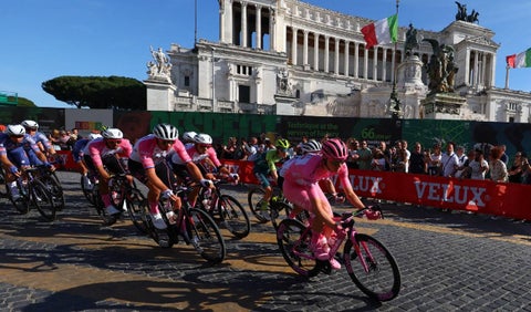 Ciclistas en el Giro de Italia 2024