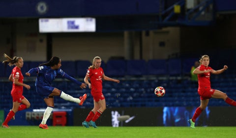 Mayra Ramírez vuelve a anotar gol en Champions League