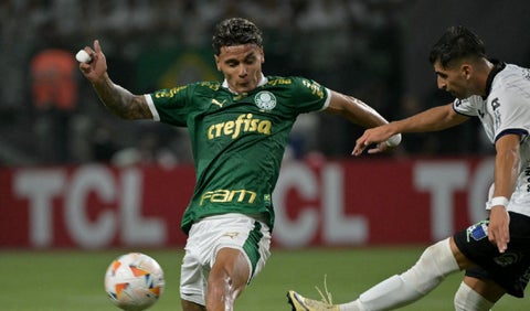 Richard Ríos, futbolista colombiano en Palmeiras