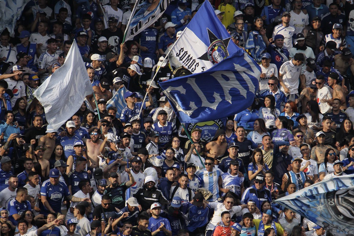 Millonarios enfrenta a América en partido amistoso de la pretemporada Serie Colombia 2025 en el estadio Nemesio Camacho El Campin. Camila Díaz - RCN Radio
