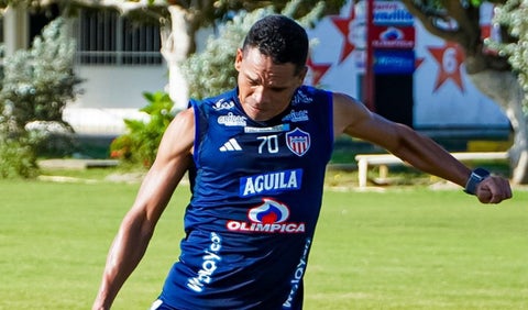 Carlos Bacca con Junior