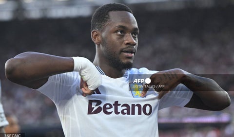 Jhon Jáder Durán con el Aston Villa por la Premier League