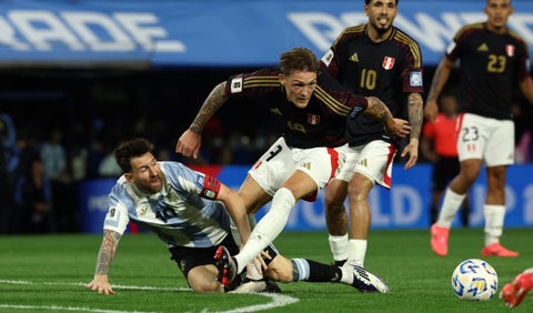Selección de Perú enfrentó a Argentina en Eliminatorias
