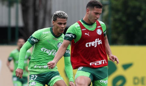 Richard Ríos con Palmeiras