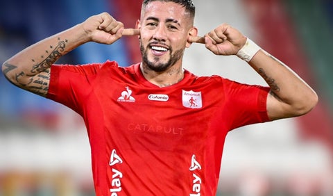 Rodrigo Holgado, futbolista