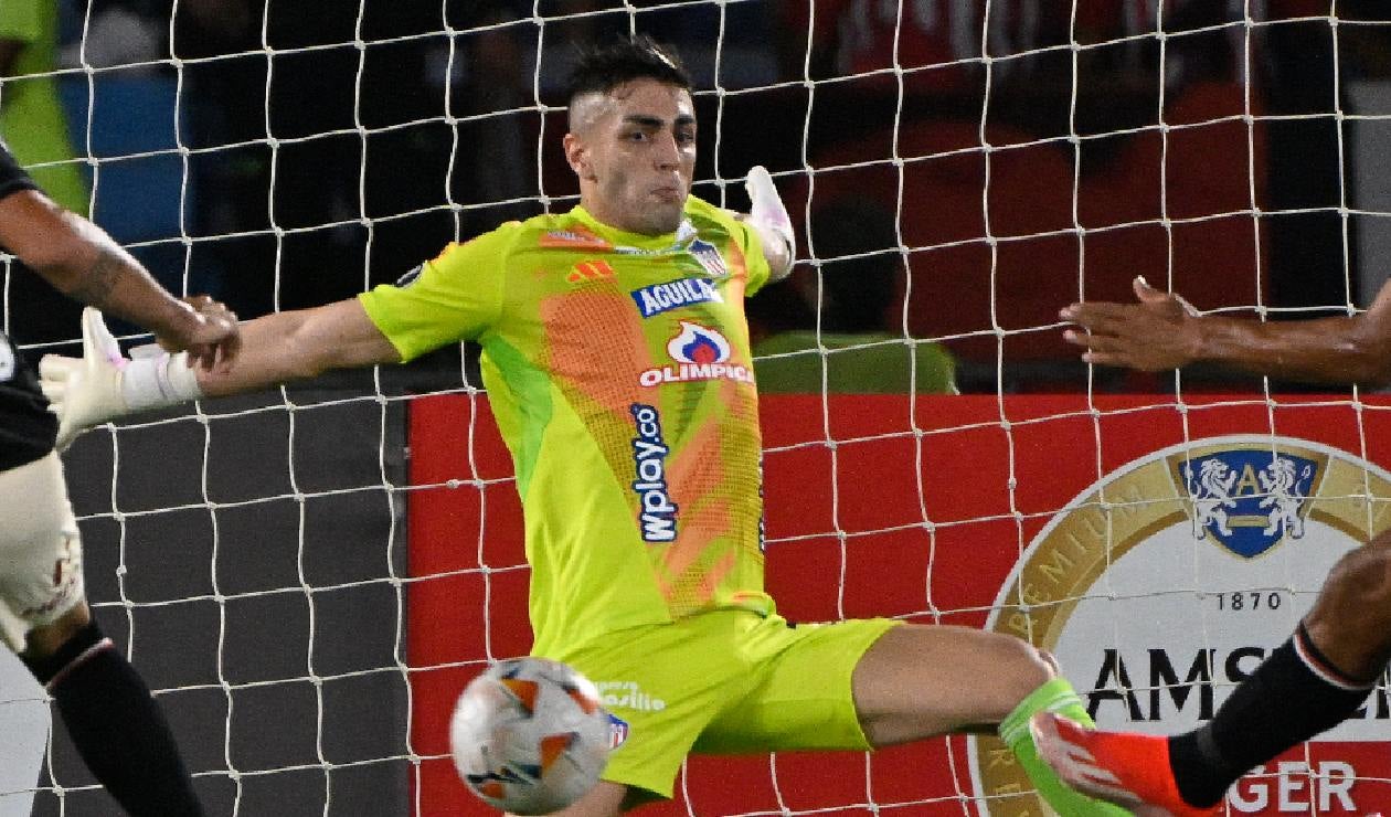 Santiago Mele, portero de Junior en la temporada 2025