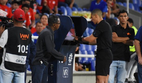 Los árbitros en Colombia tendrá patrocinadores