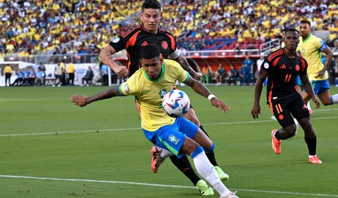 James Rodríguez vs Brasil