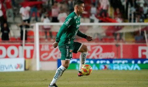 James Rodríguez vs Necaxa