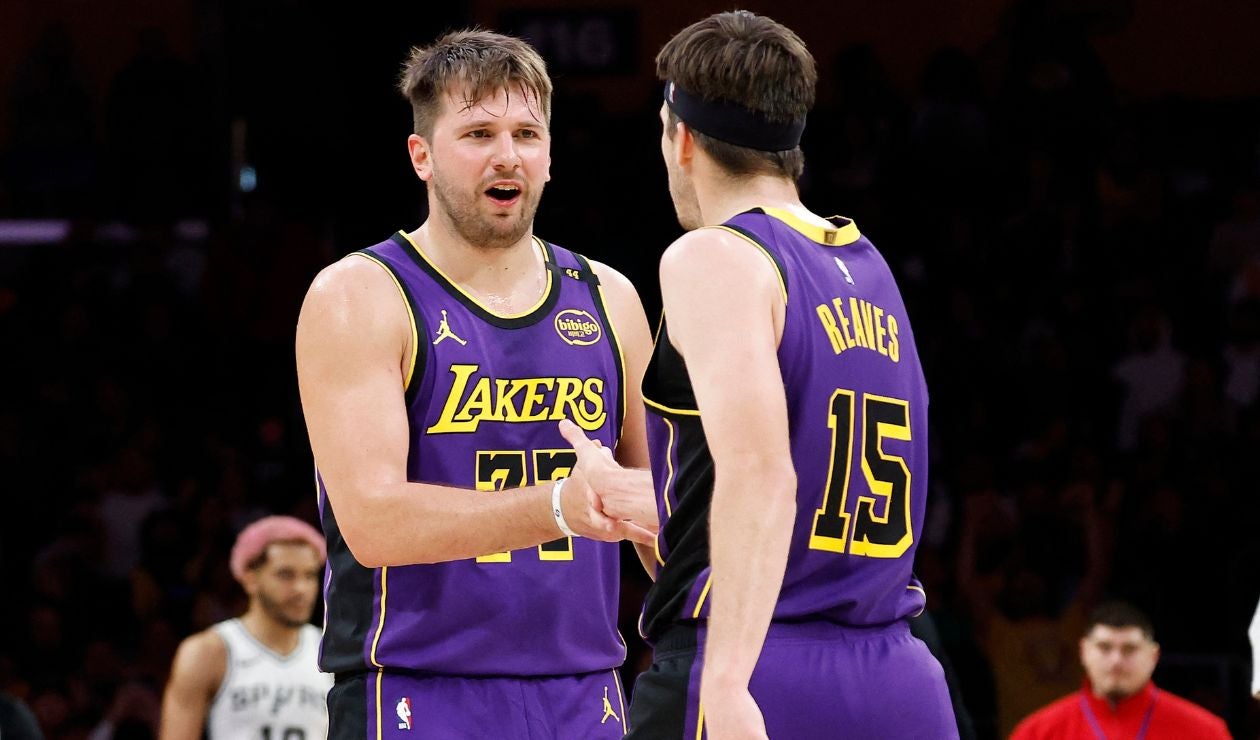 Lakers vuelve a ganar en la NBA sin LeBron James