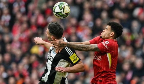 Liverpool y Newcastle en la final de la Carabao Cup 2025