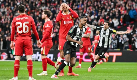 Liverpool y Newcastle en la final de la Carabao Cup 2025