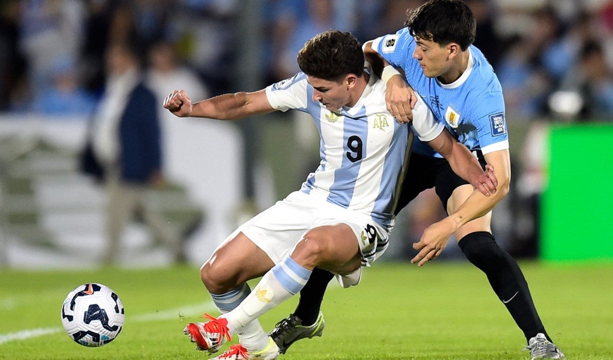 Uruguay y Argentina en duelo por Eliminatorias al Mundial 2026