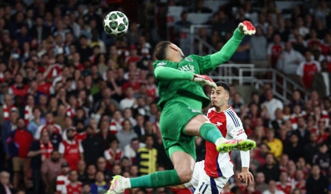 Arsenal y PSG en duelo por Champions 2024-2025