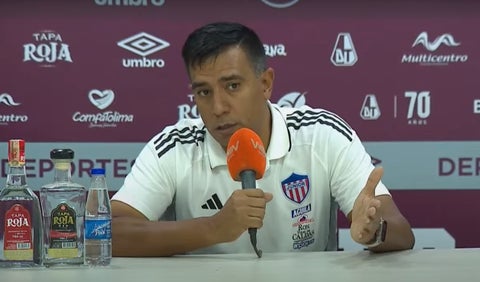 Cesar Farías, técnico venezolano