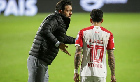 Jorge Bava, técnico uruguayo que dirige a Santa Fe