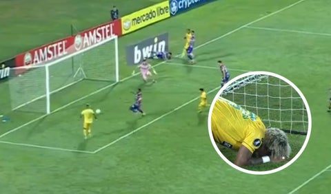 Kevin Londoño erró el gol que le hubiera dado la victoria a Bucaramanga en Libertadores