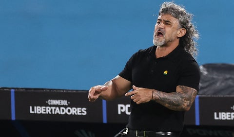 Leonel Álvarez, entrenador de Bucaramanga en la Copa Libertadores