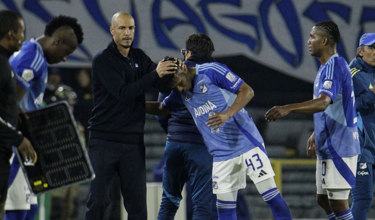 David González, entrenador colombiano