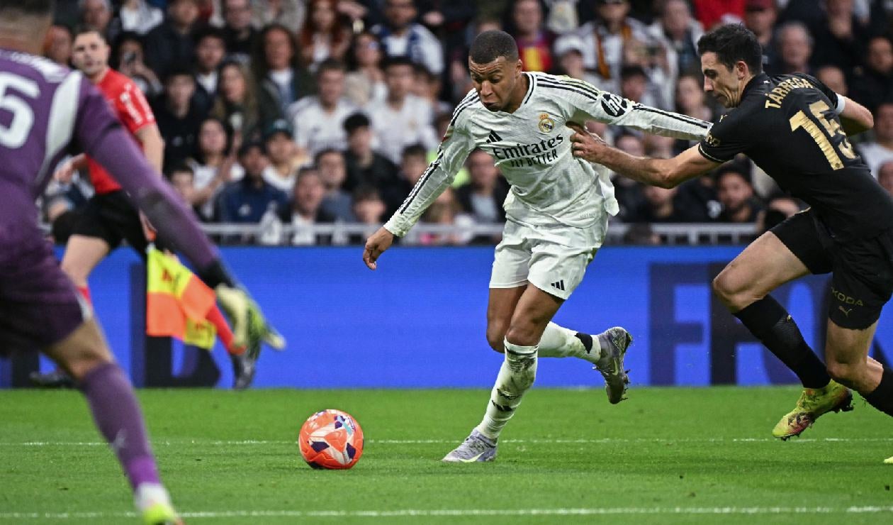 Real Madrid perdió con Valencia en la Liga de España