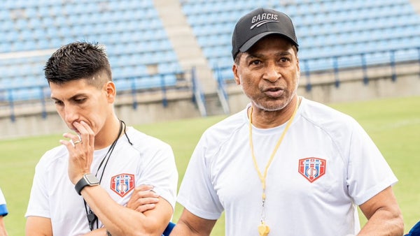 “Conocí la parte oscura del futbol”: Alexis Mendoza de frente contra Unión