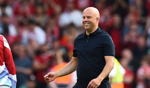 Arne Slot, técnico de Liverpool, habló sobre Arnold