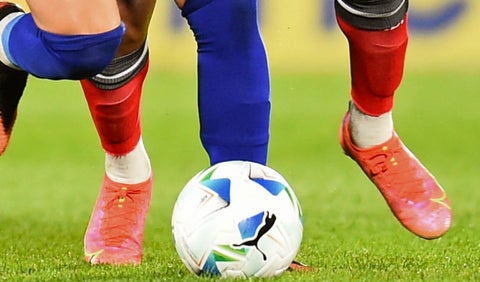 Balón de la Copa Sudamericana 2025 durante el partido de Cerro Largo vs Universidad Católica de Ecuador
