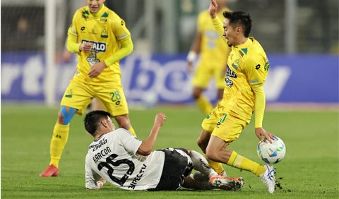 Colo Colo se va arriba en el marcador ante Bucaramanga
