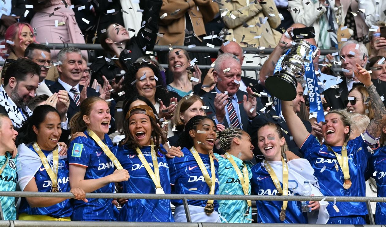 Mayra Ramírez y Chelsea campeones de la FA Cup