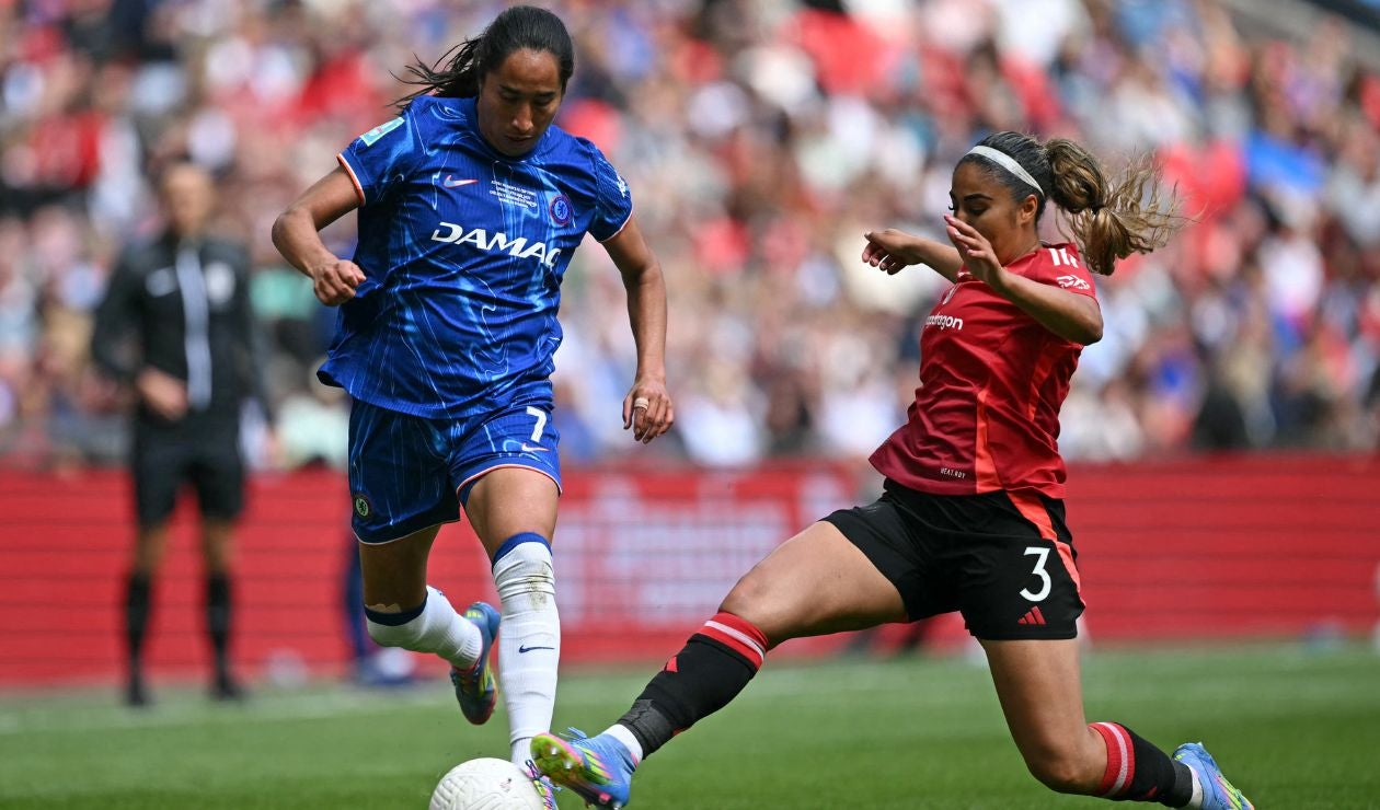 Mayra Ramírez en la final de la FA Cup con Chelsea