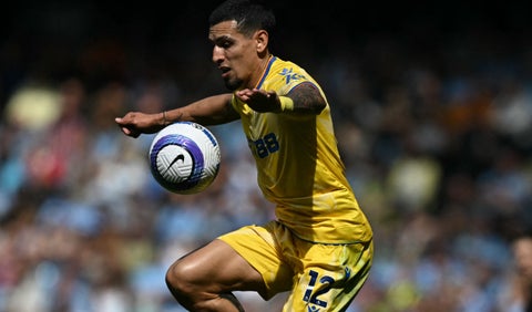 Daniel Muñoz con el Crystal Palace