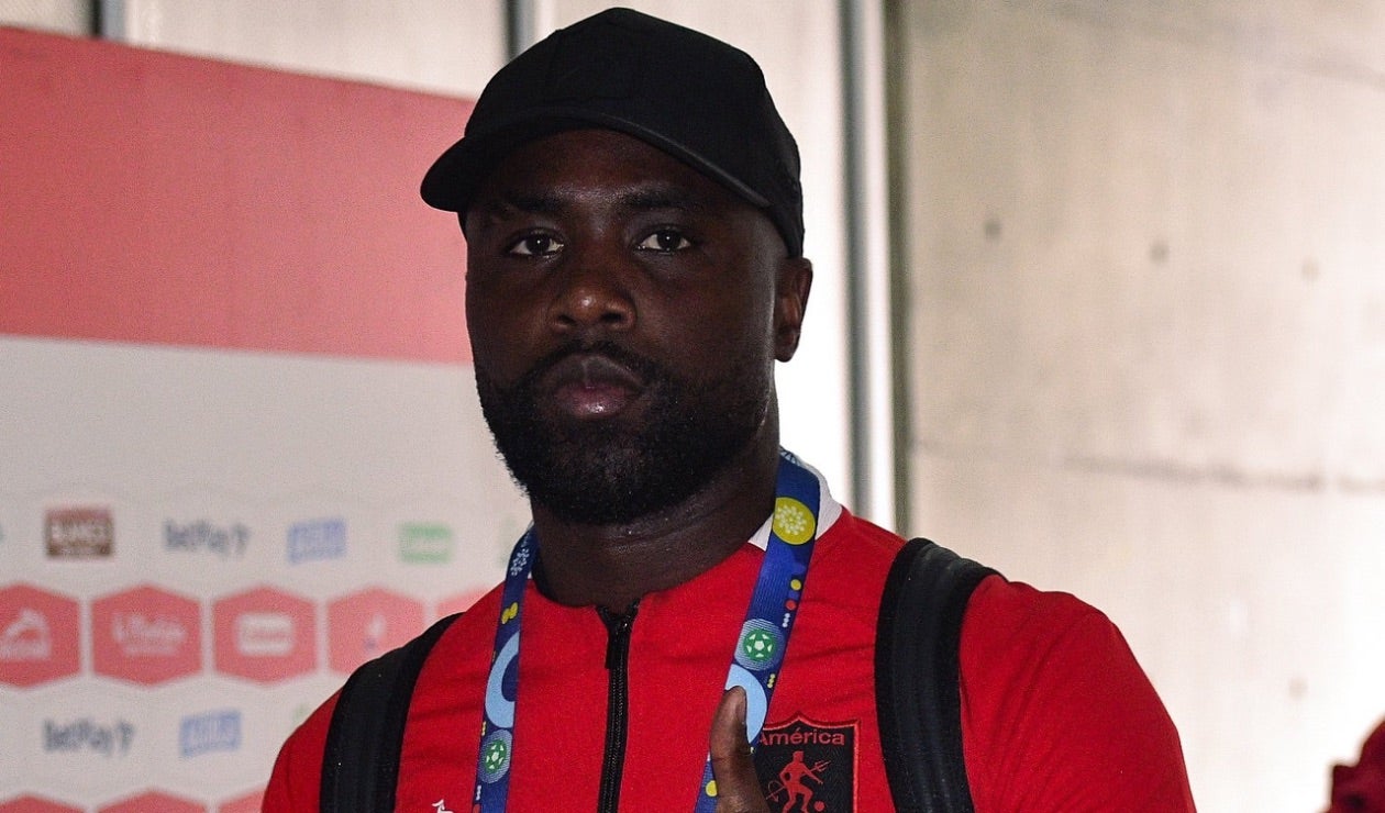 Lesión de Éder Álvarez Balanta