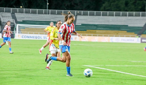 Gol de Paraguay vs Colombia en el Sudamericano Femenino Sub-17