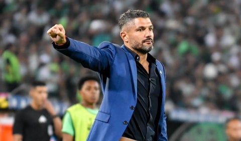 Javier Gandolfi, técnico argentino