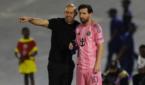 Javier Mascherano y Lionel Messi, entrenador y futbolista