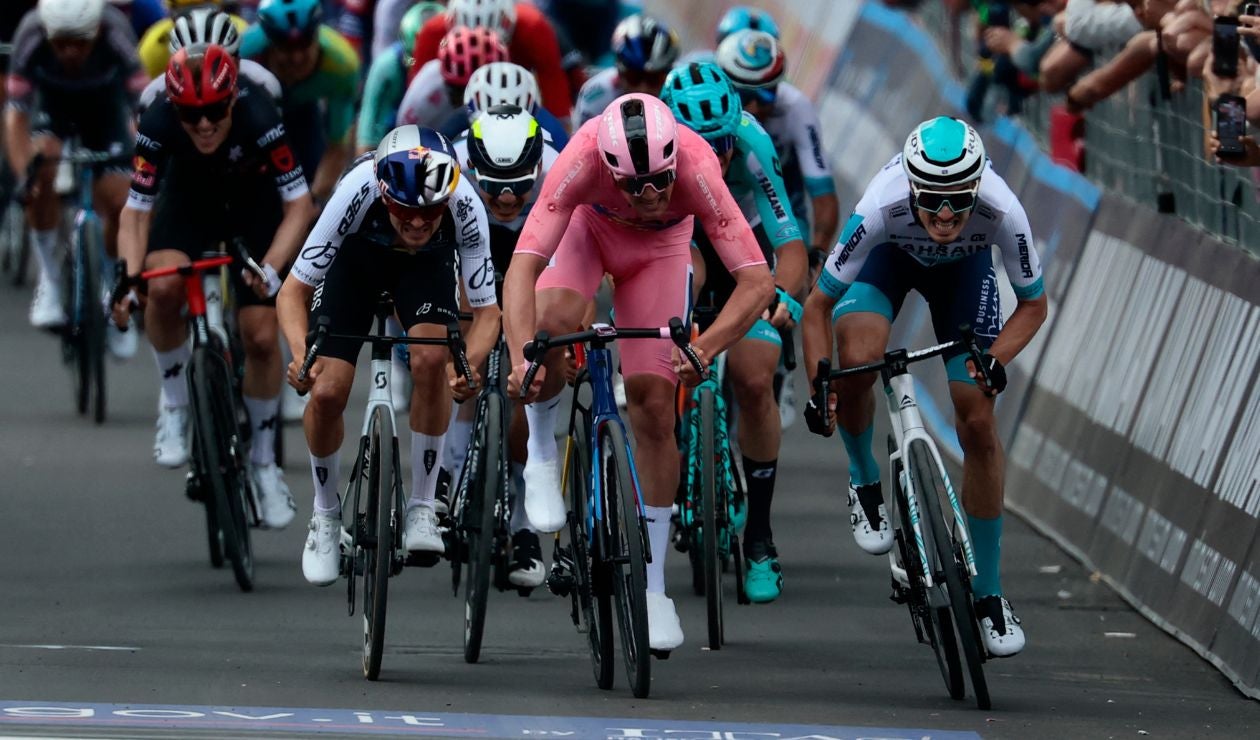 Giro de Italia 2025: Mads Pedersen ganó la etapa 5