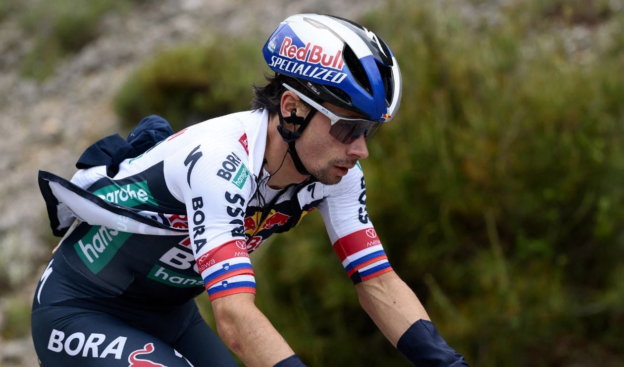 Primoz Roglic en el Giro de Italia 2025