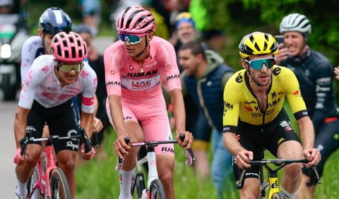 Richard Carapaz, Isaac del Toro y Simon Yates - Giro de Italia