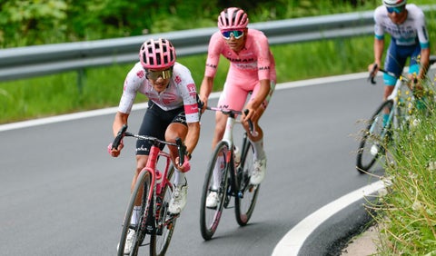 Richard Carapaz en el Giro de Italia 2025