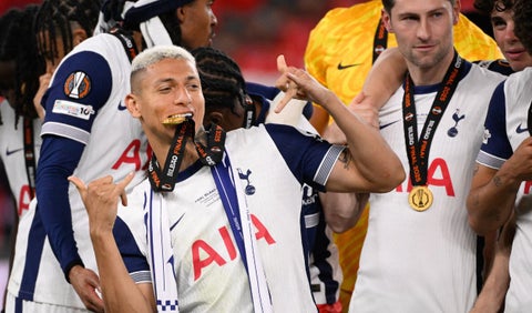 Tottenham , Richarlison