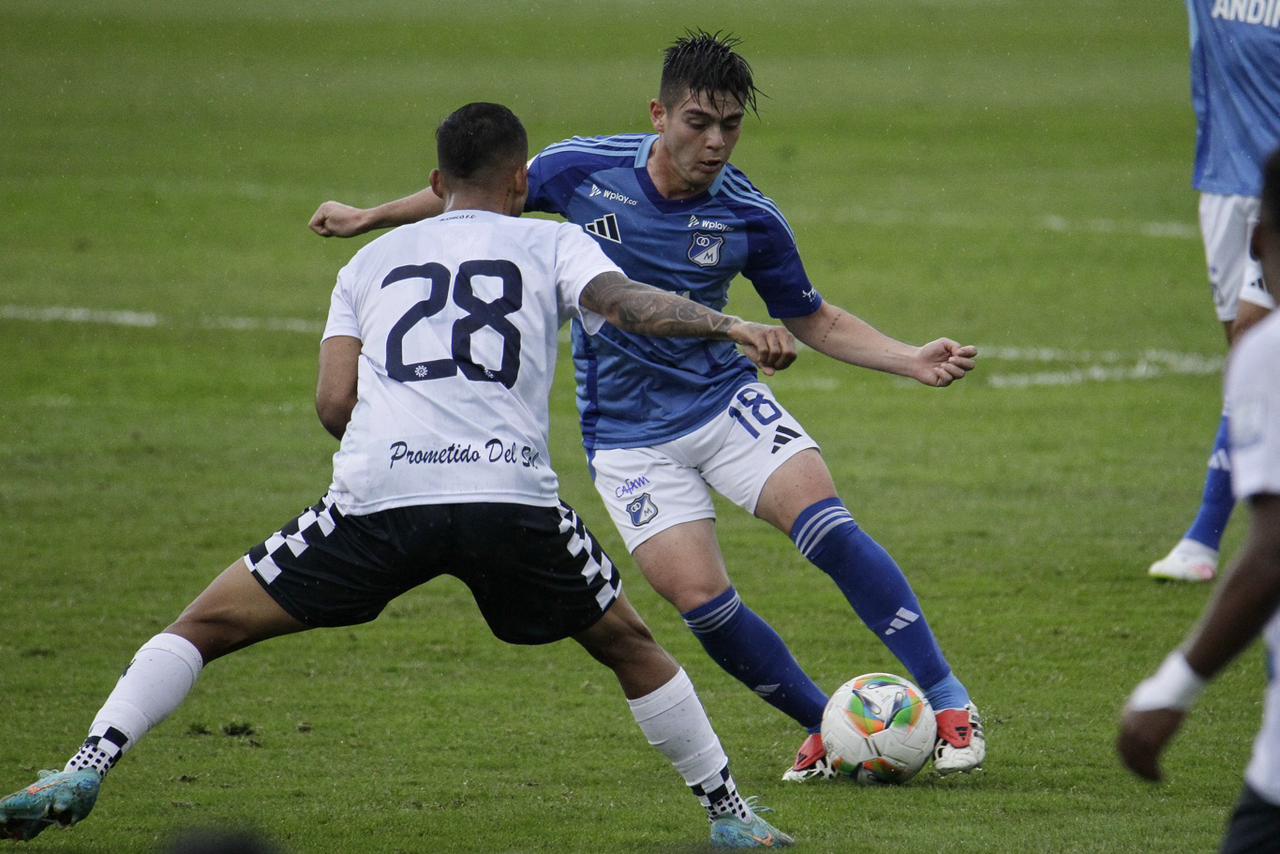 Millonarios enfrenta a Boyacá Chico en juego válido por la fecha 20 de la Liga Betplay I - 2025 en el estadio Nemesio Camacho el Campin