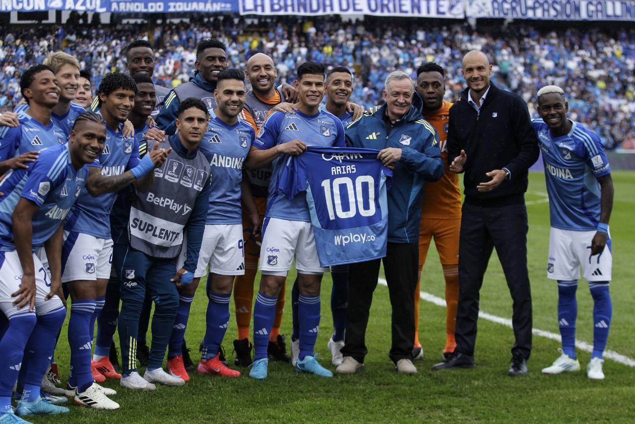 Millonarios enfrenta a Boyacá Chico en juego válido por la fecha 20 de la Liga Betplay I - 2025 en el estadio Nemesio Camacho el Campin